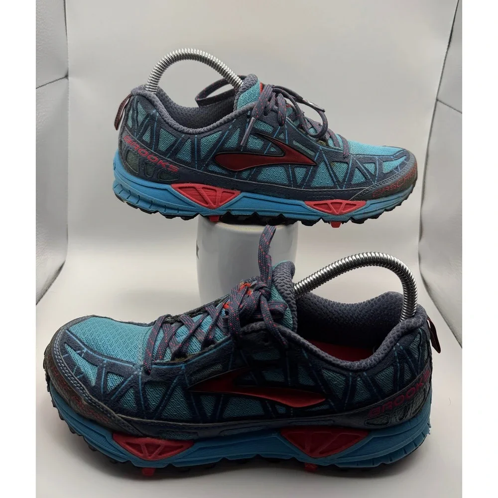 Brooks conquer elements